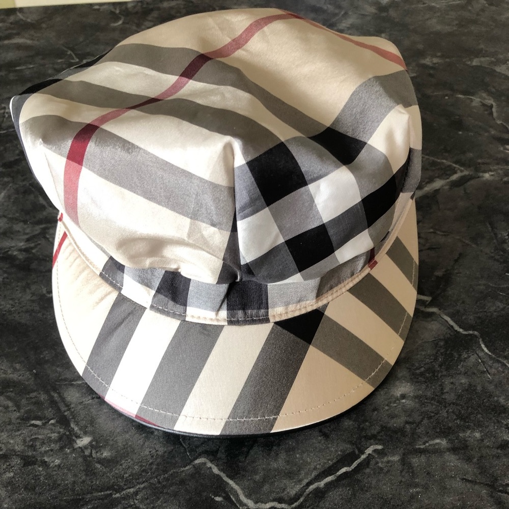 Ladies Burberry Hat